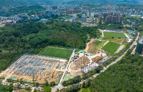 琼中体教融合产业发展(琼中女足)示范区项目-实拍鸟瞰图2_副本_副本.jpg